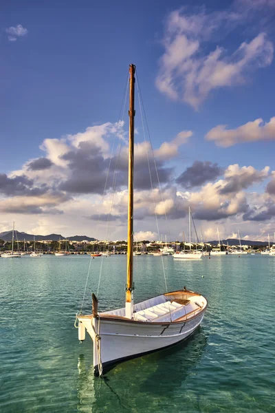 Bahía de Porto Colom en Mallorca —  Fotos de Stock