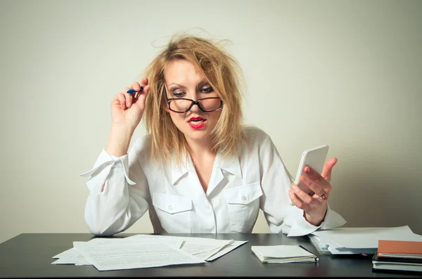 Busy business woman having troubles — Stock Photo, Image