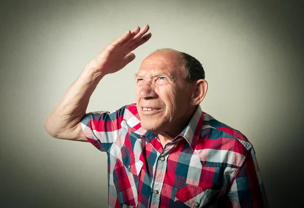 Portret zabawny człowiek starszy — Zdjęcie stockowe