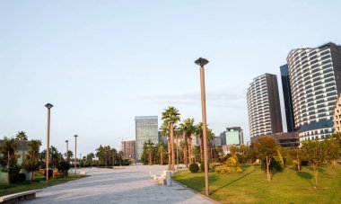 Batumi şehrindeki modern park. Batum. Georgia