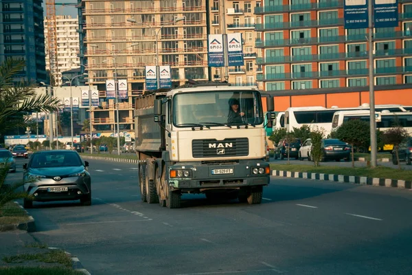 Batumi Gruzja Października 2020 Ciężarówka Ulicach Batumi — Zdjęcie stockowe