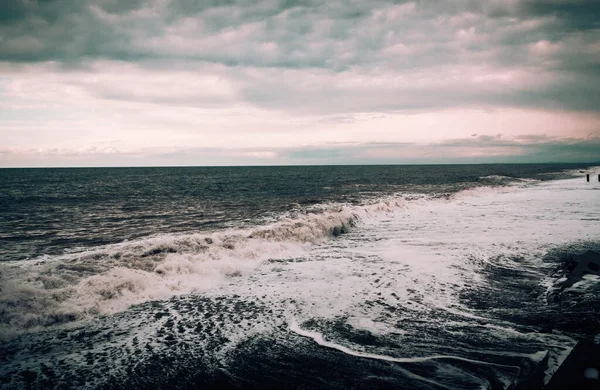 黒海の波の詳細 Batumi ジョージア — ストック写真