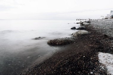 Akşam denizinin uzun pozu. Batum. Georgia