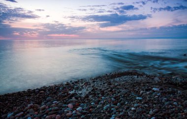 Akşam denizinin uzun pozu. Batum. Georgia