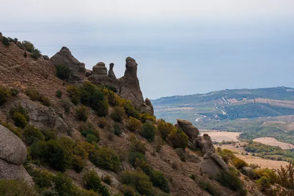 Vue Sur Une Vallée Sauvage Verdoyante Avec Fond Montagne Par — Photo