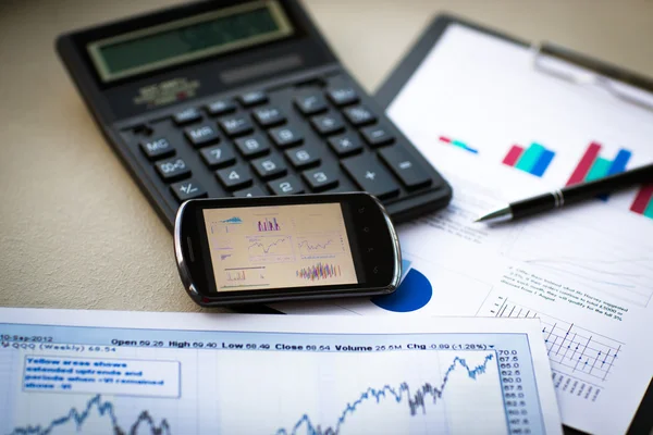 Affari di analisi finanziaria di posto di lavoro — Foto Stock