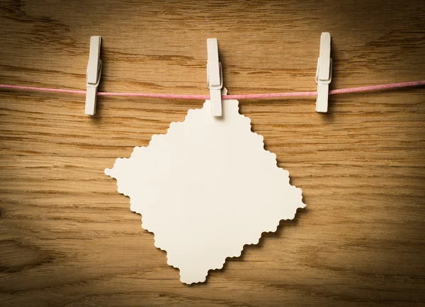 Rood hart tekstkaartje en rood hart... Foto van de dag van Valentijnskaarten. — Stockfoto