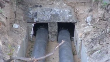 Merkezi Isıtma plastik boruları evine gidiyor