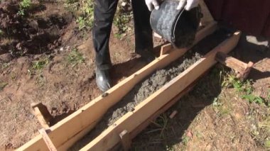 Adam dökme Çimento-Beton Sanayi