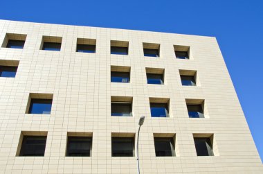 modern bir şekilde inşa