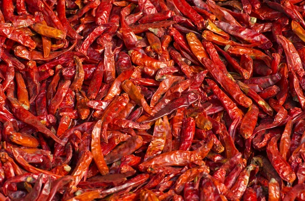 Torr krydda chilipeppar bakgrund i Asien marknaden — Stockfoto