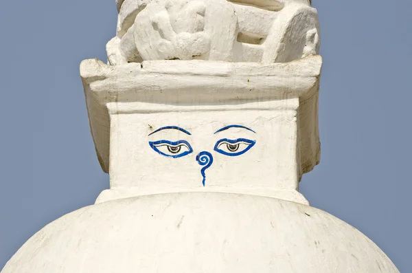 Buddha wisdom eyes on small white stupa in Kathmandu — Stock Photo, Image