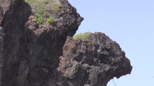 Pedras de lava em Candelaria, Tenerife, Espanha — Vídeo de Stock