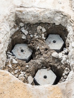 Beton altıgen sütunlar