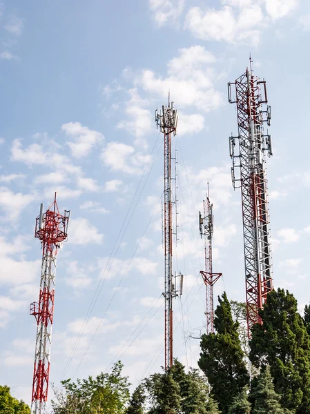 Telecommunication tower group — Stock Photo, Image