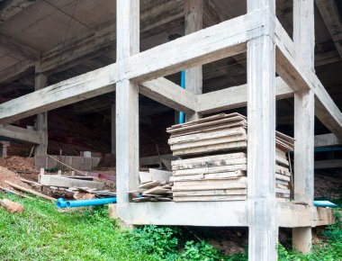 tamamlanmamış Binası