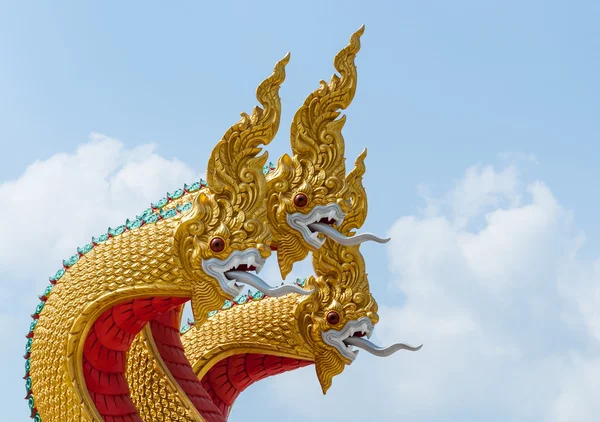 Golden Thai Dragon sculpture — Stock Photo, Image