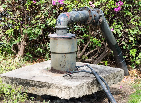 Tubo de aço preto — Fotografia de Stock