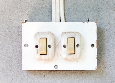 Eski beyaz anahtarı