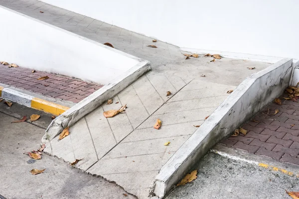 Piccola rampa di cemento — Foto Stock