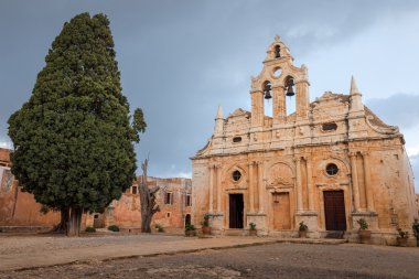  Creete üzerinde Arkadia manastır