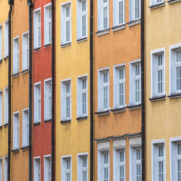 Danzig Pommern Polen Reihe Weißer Fenster Roter Gelber Und Orangefarbener — Stockfoto