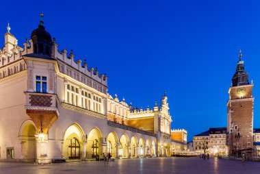 Krakow, Polonya, Cloth Hall Binası.