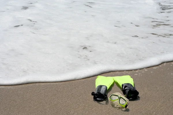 Equipo de natación en playa de arena —  Fotos de Stock