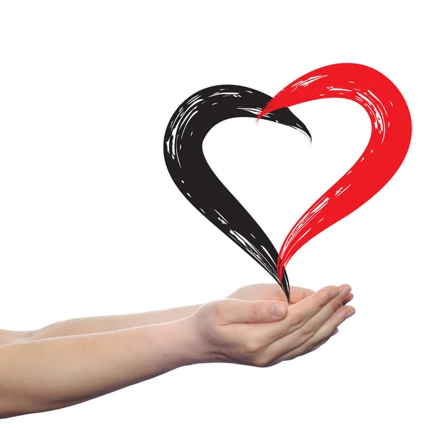 Símbolo de amor en forma de corazón pintado hecho por un niño feliz en la escuela, sostenido en mano de hombre o mujer humana aislada en el fondo — Foto de Stock