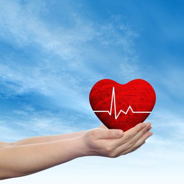  Kırmızı insan kalp işareti