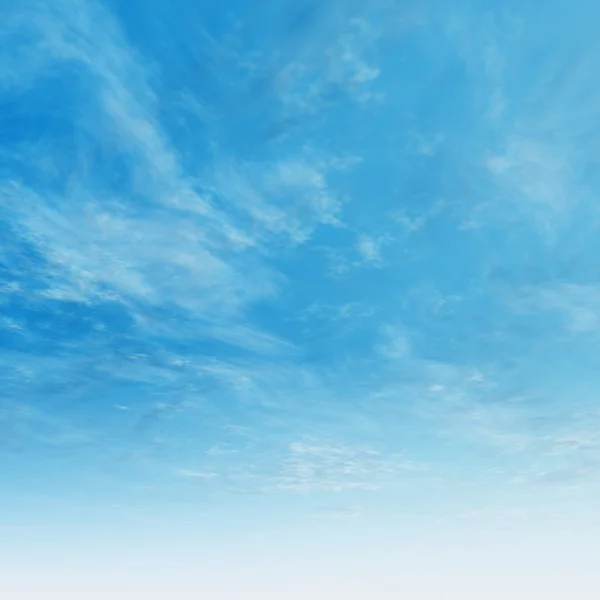 Ciel avec des nuages blancs — Photo