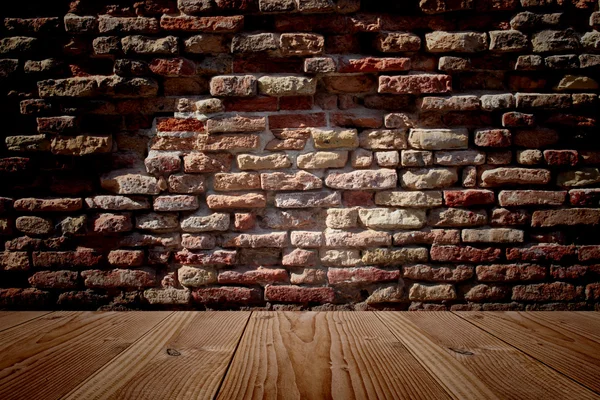 Δάπεδο και τοίχος από τούβλα — Φωτογραφία Αρχείου