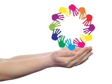 Kavram ya da kavramsal daire veya hurma izole beyaz arka plan üzerinde renkli boyalı insan elinde yapılmış sarmal seti