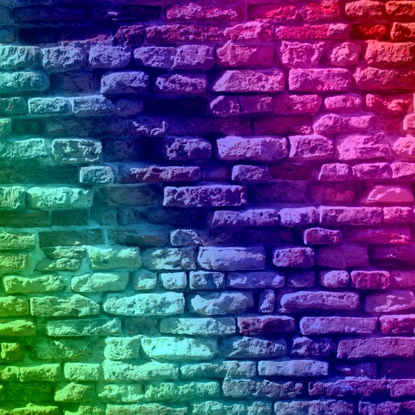 낙서 오래 된 지저분한 벽돌 벽 — 스톡 사진