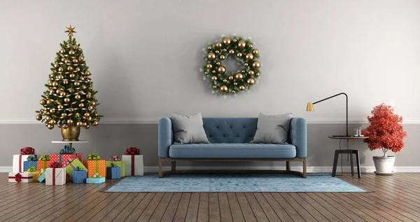 Klassisk Stil Vardagsrum Med Julgran Med Färgglada Gåva Och Blå — Stockfoto