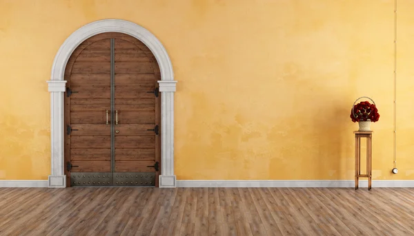 Home entrance with old portal — Stock Photo, Image
