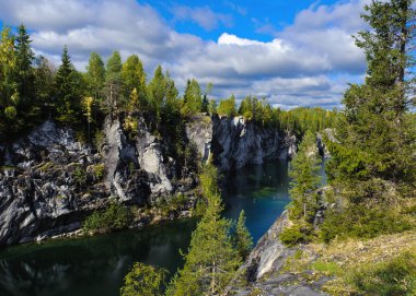 Ünlü güzel Mermer Ocağı Ruskeala