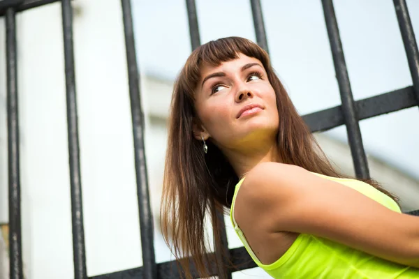 Portrait of a beauty brunette — Stock Photo, Image