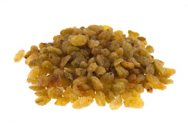 avuç kuru üzüm, beyaz arka plan üzerinde izole