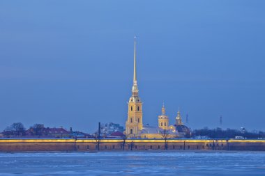 - Rusya. St. Petersburg 'da. Peter ve Paul Kalesi 'nin manzarası
