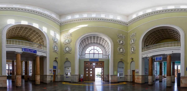 Crimea Estación Ferroviaria Simferopol —  Fotos de Stock