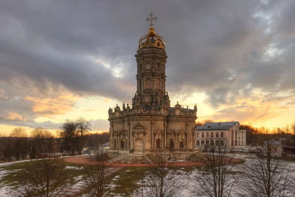 Ryssland Dubrovitsy Moskvaregionen Kyrkan Tecknet Jungfru Maria Gården Dubrovitsy — Stockfoto