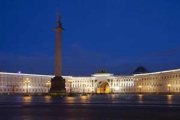 A Rússia. São Petersburgo. Praça do Palácio — Fotografia de Stock
