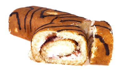 Beyaz arka plan üzerinde izole reçelli rulo