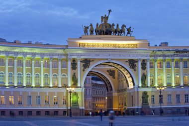 Rusya. St. Petersburg. Schlossplatz. Genel Kurmay'Arch