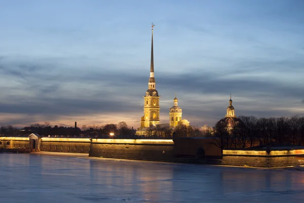 Росія. Санкт-Петербург. Вид на фортецю Петра і Павла — стокове фото