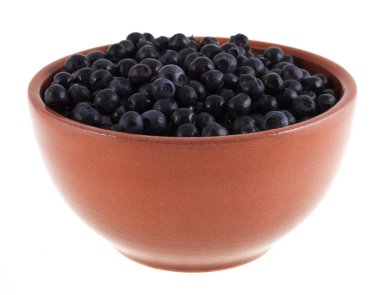 Beyaz arka plan üzerinde izole kahverengi kase yaban mersini