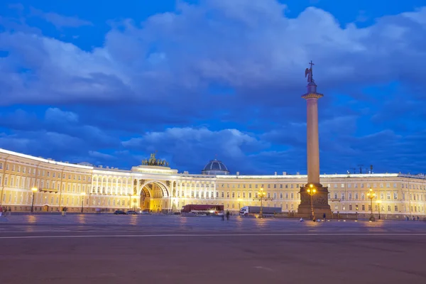 A Rússia. São Petersburgo. Praça do Palácio — Fotografia de Stock