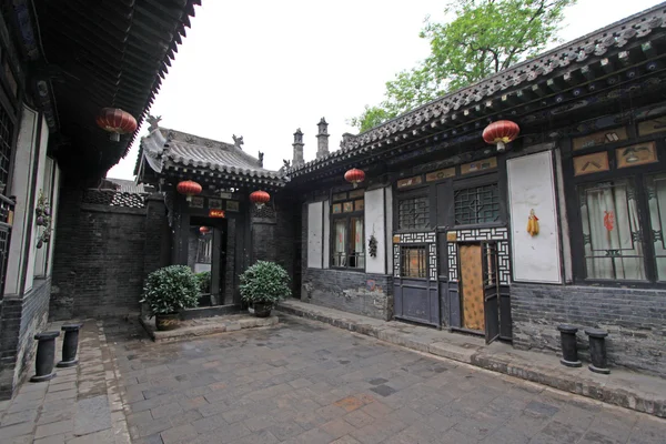 Kinesiska traditionell arkitektonisk stil innergård — Stockfoto