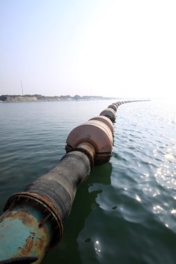 Denizde kum boru şişirme